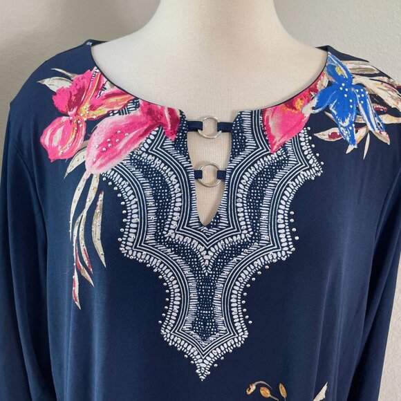 JM Collection Woman Plus 3X Floral Navy Tunic Top Embellished Neckline Shirt - Picture 2 of 12